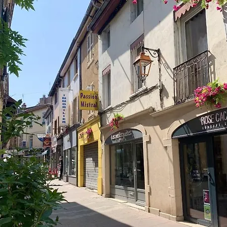 Charmant Appartement Au Coeur De Neuville - Lyon A 20Mn Exterior foto
