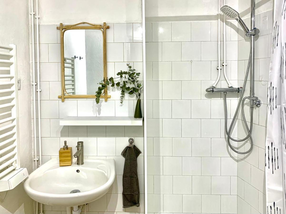 Apartment Au Coeur De - Lyon A 20mn *